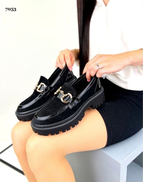Жіночі туфлі чорні 7053 фото
