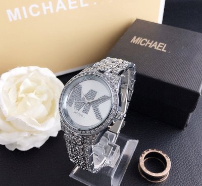 Женские часы Michael Kors качественные . Брендовые наручные часы с камнями золотистые серебристые Серебро 617С фото