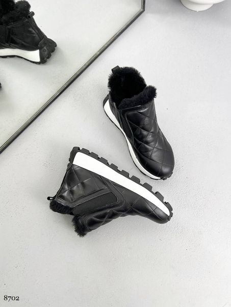Жіночі зимові черевики шкіра 8702 фото