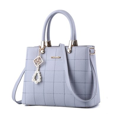 Модная женская сумка с брелком, стильная большая женская сумочка эко кожа Серый 405СС фото